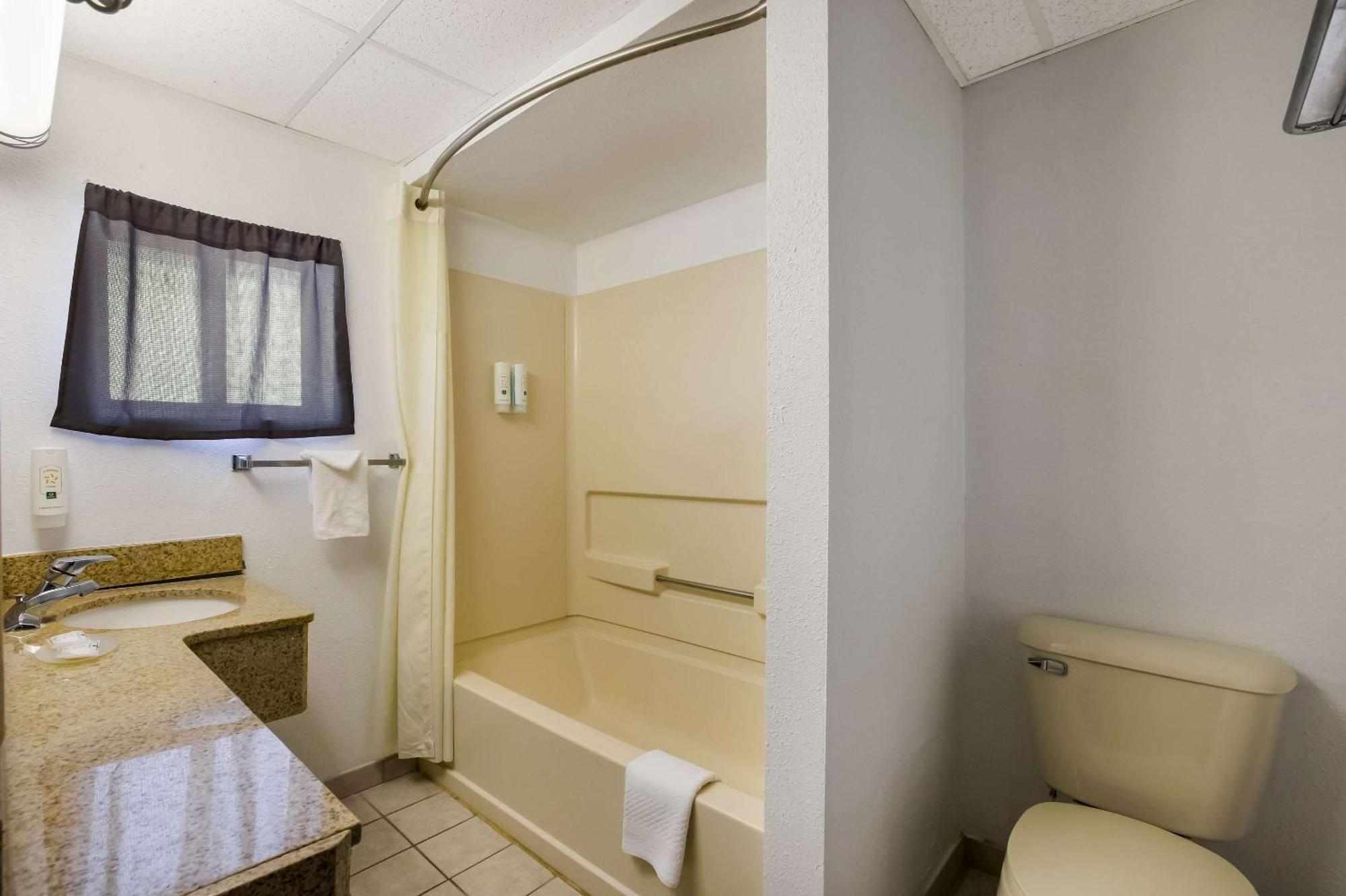 Quality Inn & Suites Millville Dış mekan fotoğraf